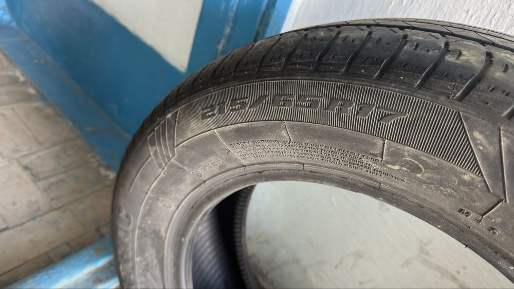 Продам летный шиный размер 215/65/17