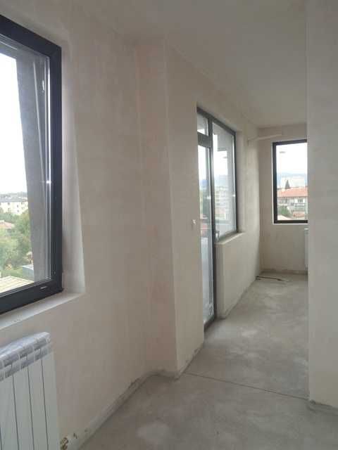 Продава се Тристаен апартамент в Търговище, Център - 110 кв.м за 1043 €/кв.м - Снимка #3