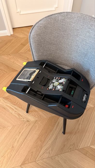 Пълен комплект количка Peg Perego book 51 със стойка и isofix база