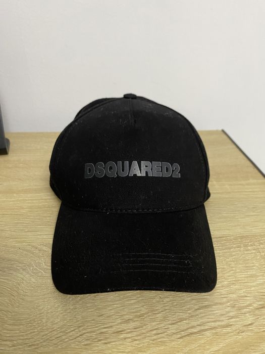 Vând Șapcă dsquared2