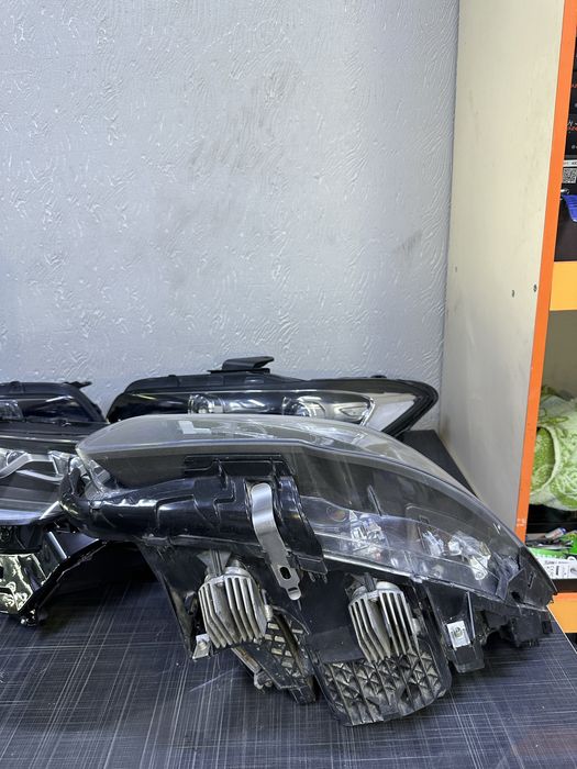 Фара на БМВ Ф10 ксенон