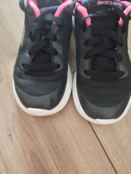 Adidași fetiță impecabili