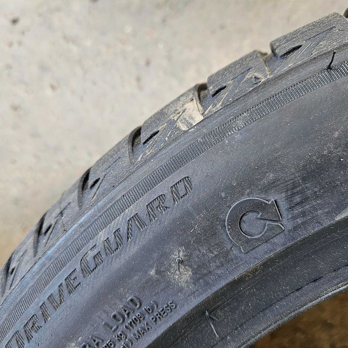 2 Нови гуми 245/45R17 Bridgestone Turanza T005 Driveguard XL RFT 99Y