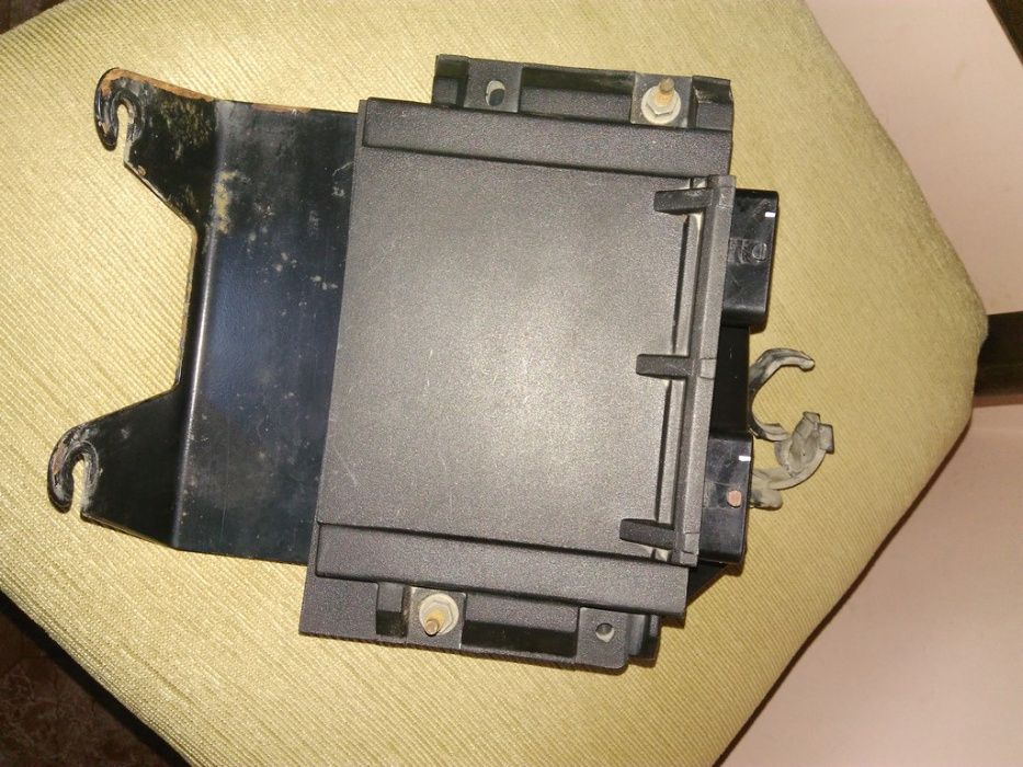 Компютър Lucas за Ситроен Берлинго/Пежо Партнер 1,9d