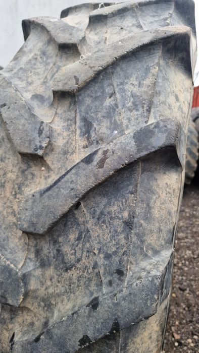 Anvelopă TRACTOR 14.9R30 marca Pirelli