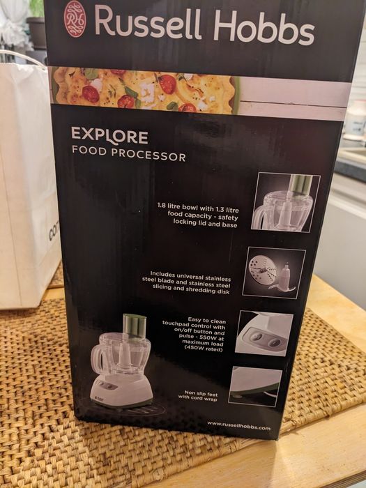 Robot de bucătărie Russell Hobbes