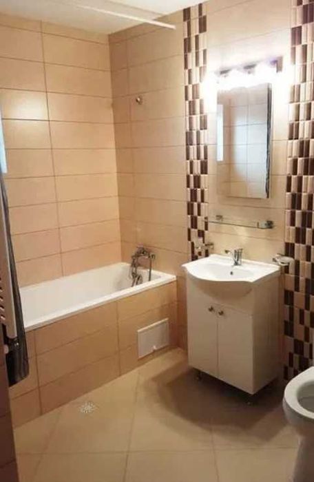 Дава се под наем Двустаен апартамент в Пловдив, Център - 42 кв.м за 132.6 € - Снимка #1