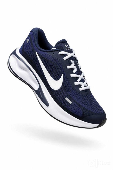 Беговые кроссовки Nike Journey Run, размеры от 40 до 45.