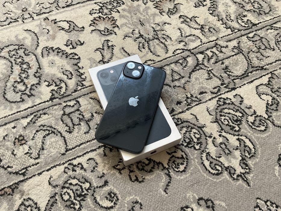 Iphone 13 в хорошем состояний