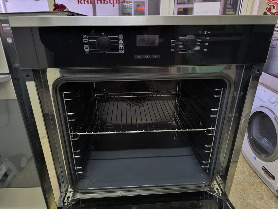 Фурна Miele H2661-1B - 76 литра - клас А