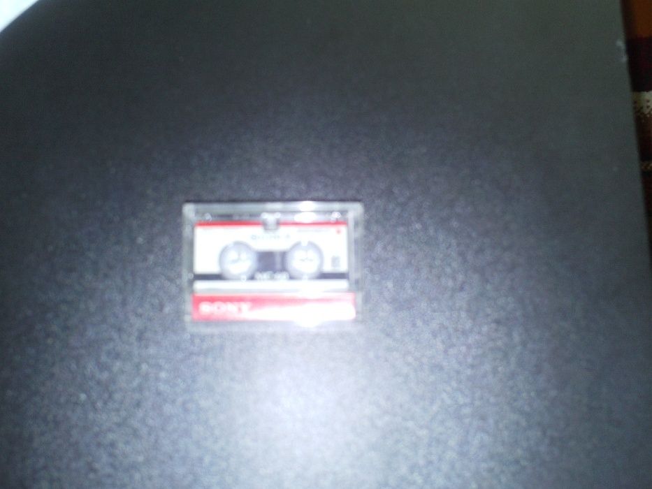 Японская микрокассета для кинокамер.