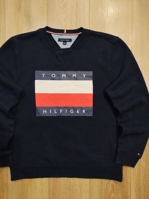 Tommy hilfiger оригинално горнище