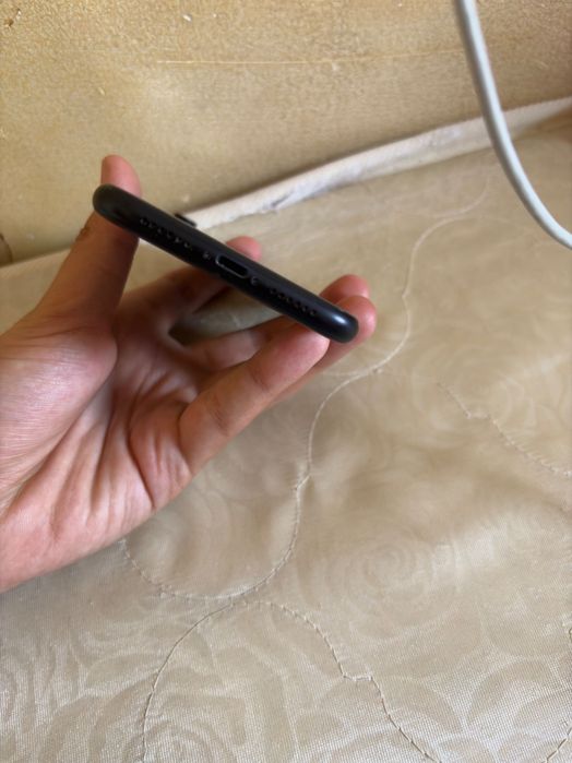 iPhone XR 84% ideal karobka dokument bor