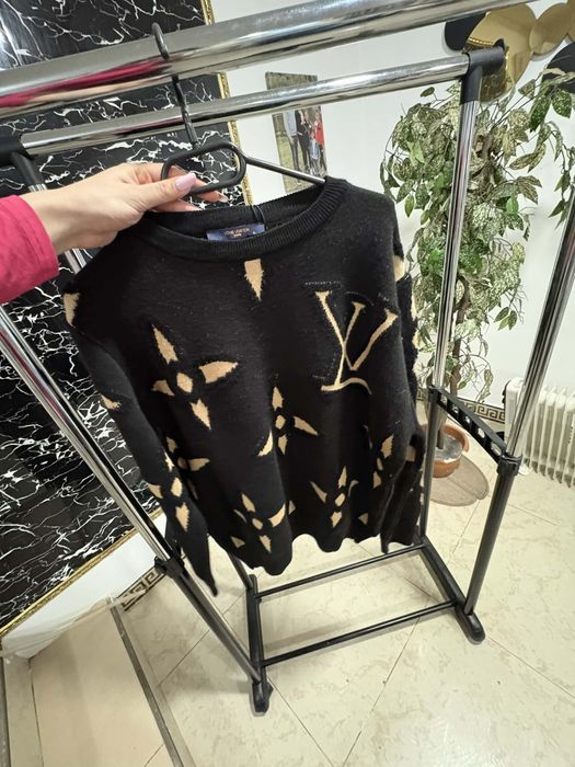 Bluza barbati louis voitton