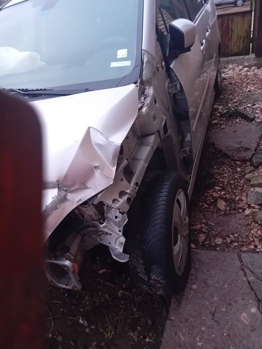 Катастофирала мазда 5