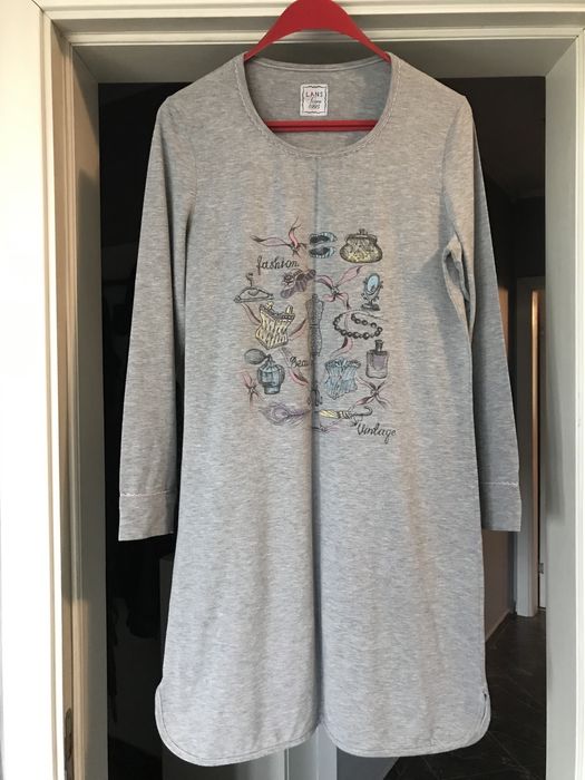 Комплект пижамка на Etam и нощница Lans