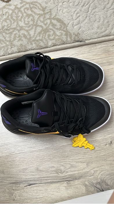 Kobe 8 elite low lakers away