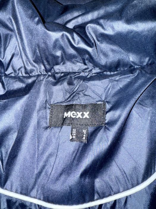 Продам женскую куртку