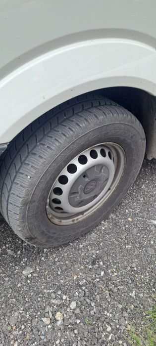 Джанти 16 бусови и гуми 235.65.16 ц