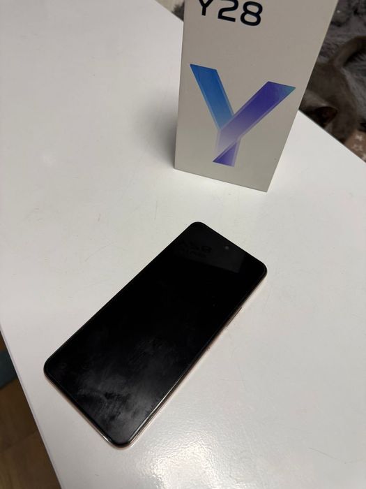 Виво у 28, память 256 гб