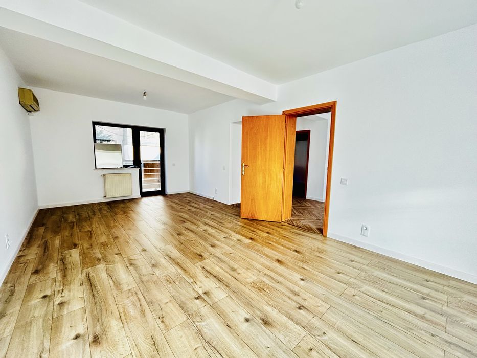 Vila de inchiriat  6 camere Ion  Mihalache Aviatorilor Arcul de Triumf