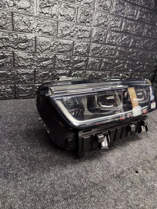 Far Stanga Bmw X7 G07 LCI Full led adaptive