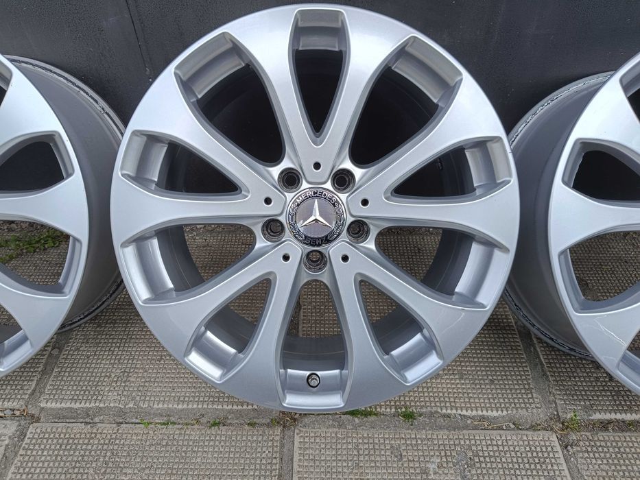 ОРИГИНАЛНИ джанти 18 ' цола 5x112 МЕРЦЕДЕС / MERCEDES E Klasse W213 8J ET43