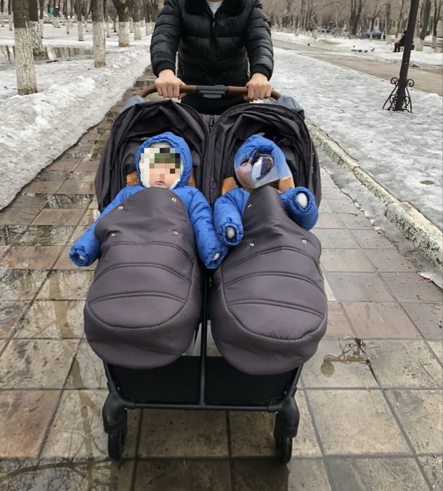 Коляска для двойни