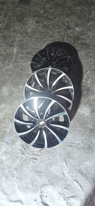 Продаю б/у диски