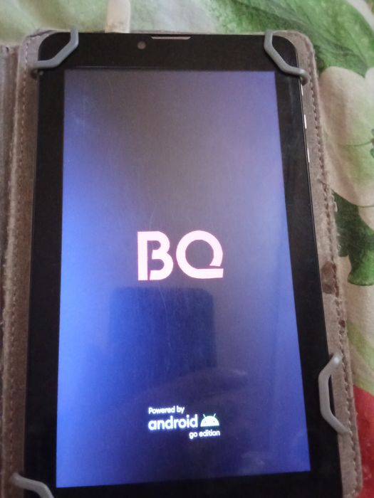 Продам планшет срочно