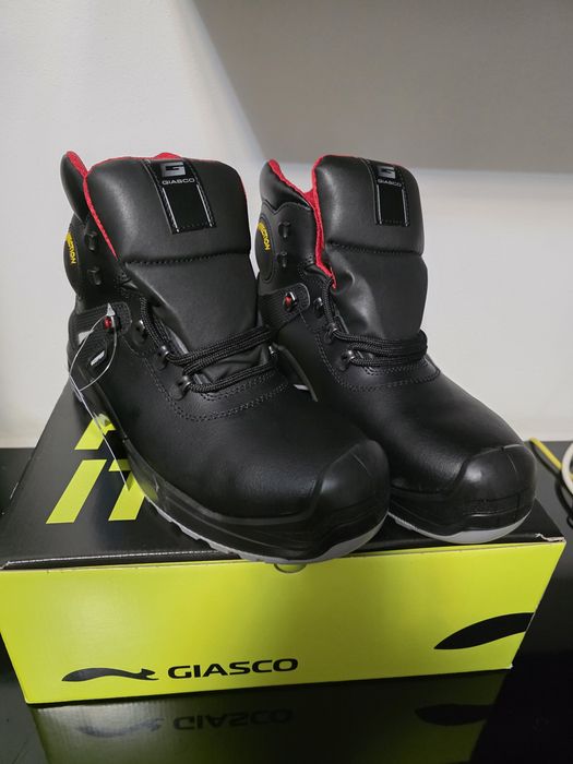 Bocanci Giasco S7S din piele