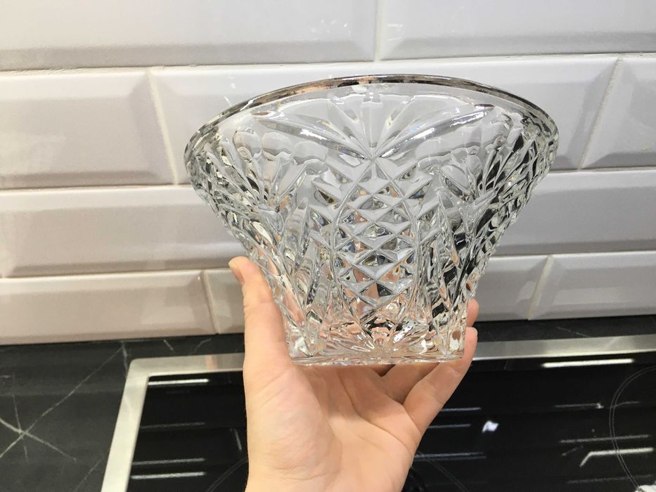 Диаметр салатницы 18см