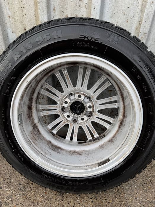 Орогинални Джанти с гуми за мерцедес 225 55 16