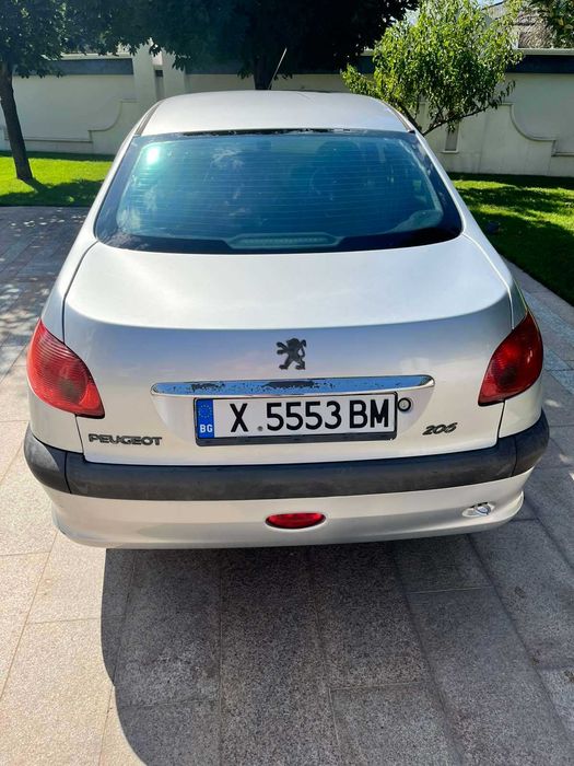 АВТОМОБИЛ Peugeot 206