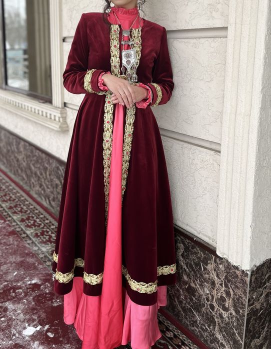 Плаьте и бешпент