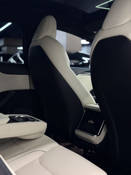 Tesla Model S Plaid