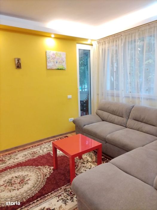 3 camere decomandate în Pajura | Etaj 1/3 | Parcare proprie | M4 — fotografia 3