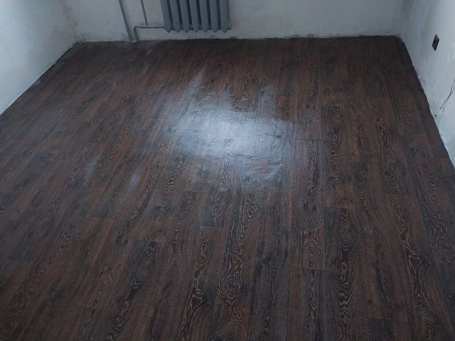 продам линолеум.