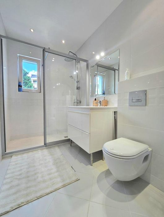 Дава се под наем Двустаен апартамент в к.к. Св.Св. Константин и Елена - 80 кв.м за 818 € - Снимка #5