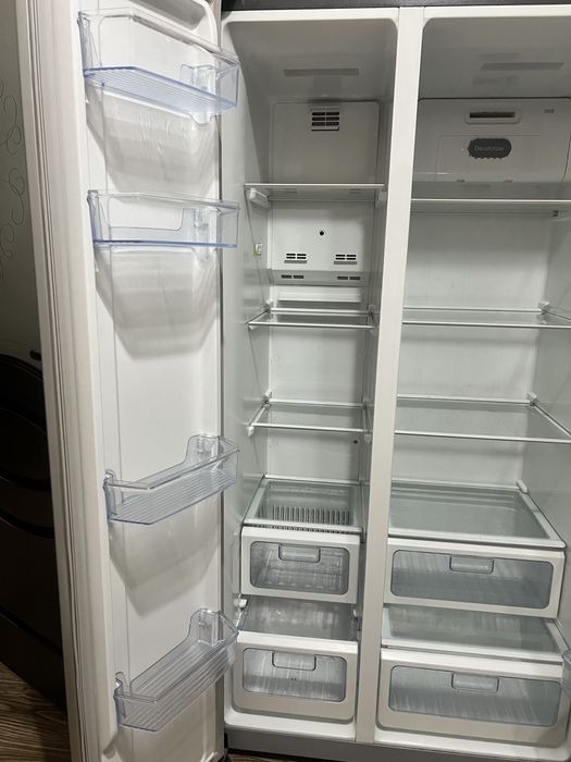 Продам холодильник