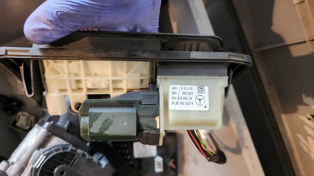 camera marsarier maner portbagaj A2227500893 Mercedes S clas W222 W205