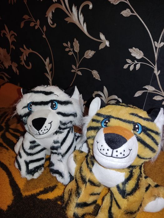 Подарок детям,мягкие игрушки-тигры