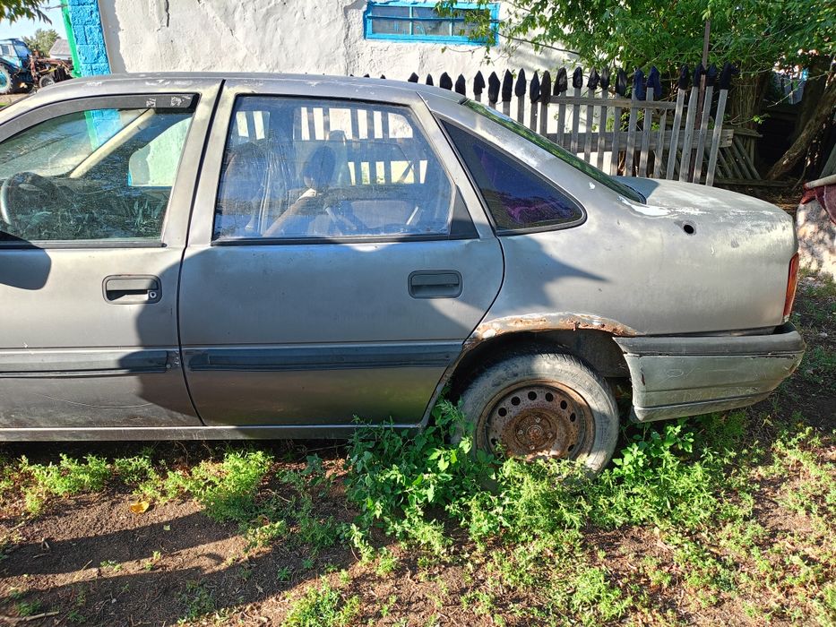 Продам машину срочно