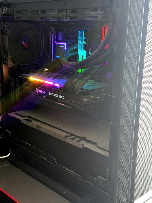 Геймърски компютър Ryzen 7 5800X3D RTX 3080 12GB и монитор ASUS ROG 240Hz