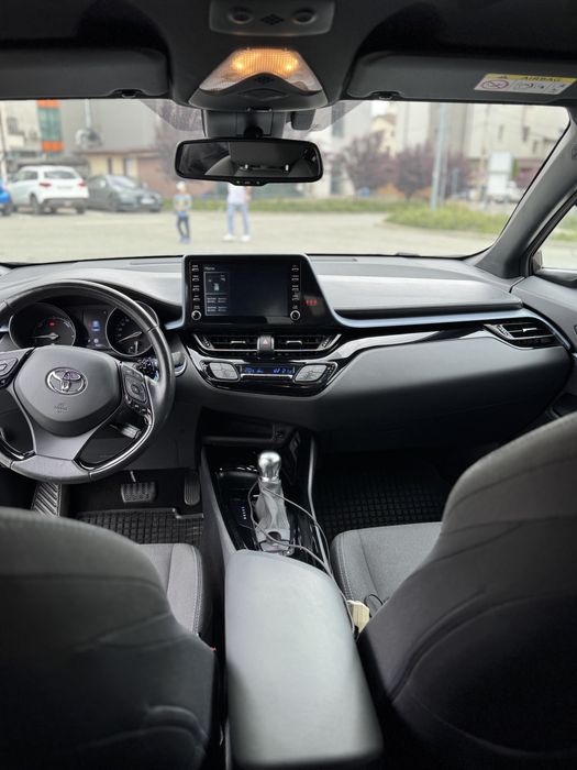 Toyota C-HR Hybrid Team Deutschland / Olympic Edition | 03/2021 | 1.8 Hybrid | Automat e-CVT