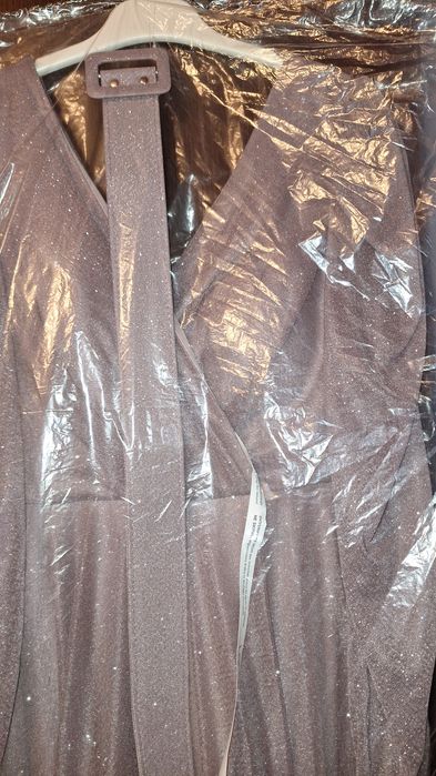 Rochita evenimente lunga