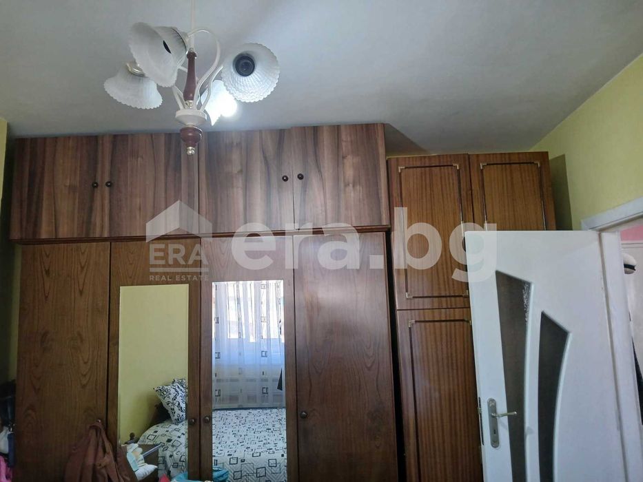 Дава се под наем Двустаен апартамент в Ямбол, Васил Левски - 45 кв.м за 76804.98 € - Снимка #8