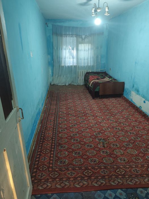 Urganch shahrida 2 xonali kv sotiladi tochkasi yaxshi joy