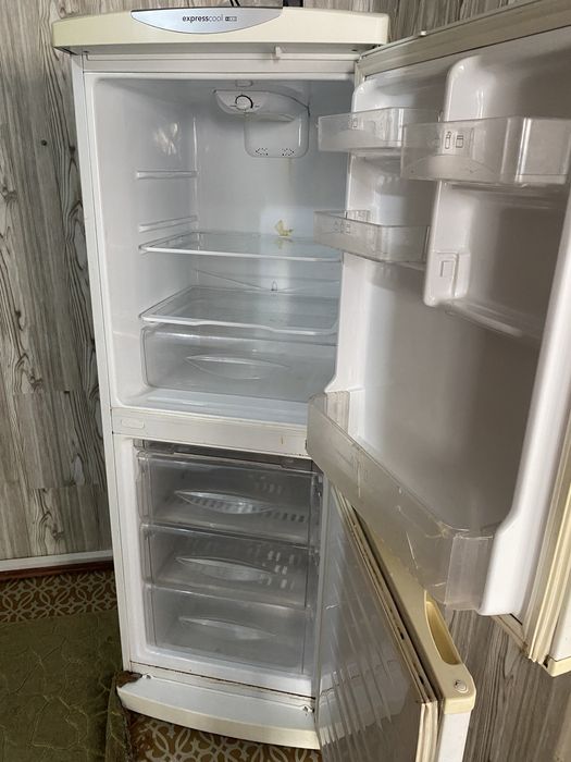 Холодильник б / у