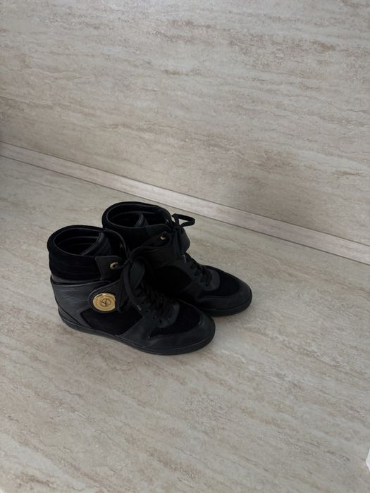 Louis Vuitton Сникърси на платформа
